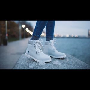 frost white timberlands